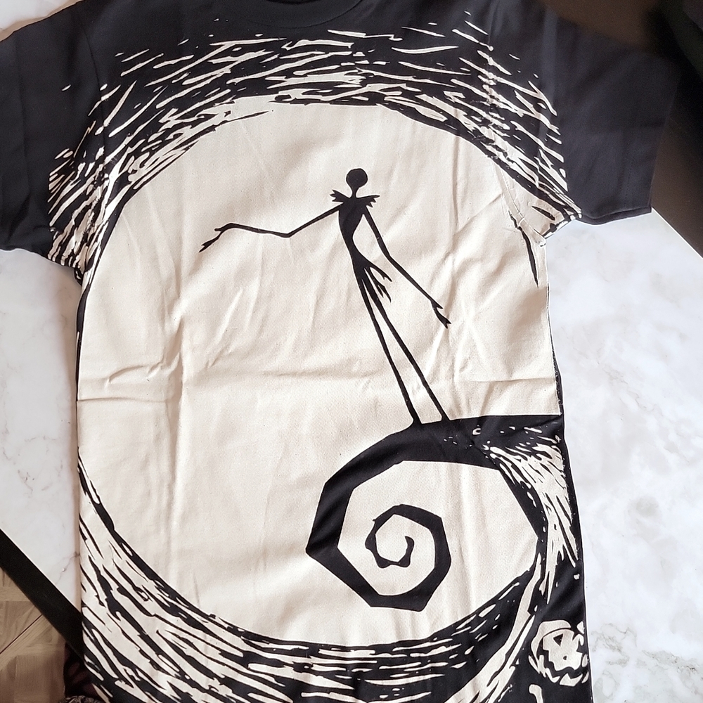NEW Nightmare Before Christmas Men's XS Tee Shirt